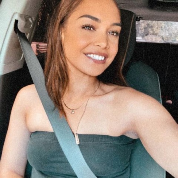 Meet your Posher, Pulama - Picture 1 of 1